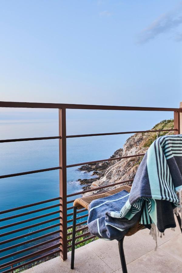 Les Roches Brunes Hotel